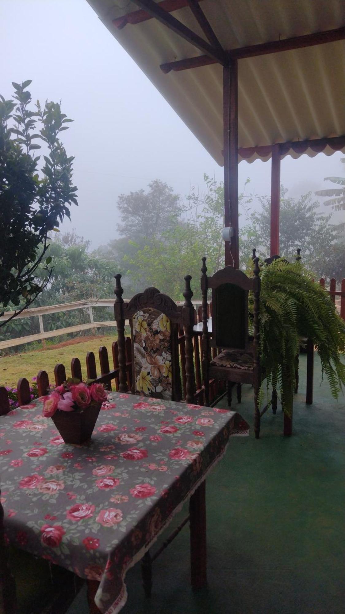 Rancho Flores Inn *